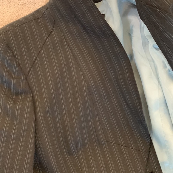 Periphery style Blazer with fake matching vest for dressy look. - Picture 6 of 14